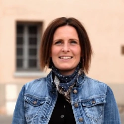 Julie